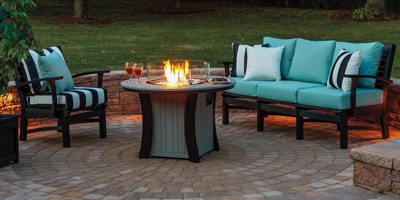 Backyard Etc. Bay Shore Sofa, Chair and Fire Pit